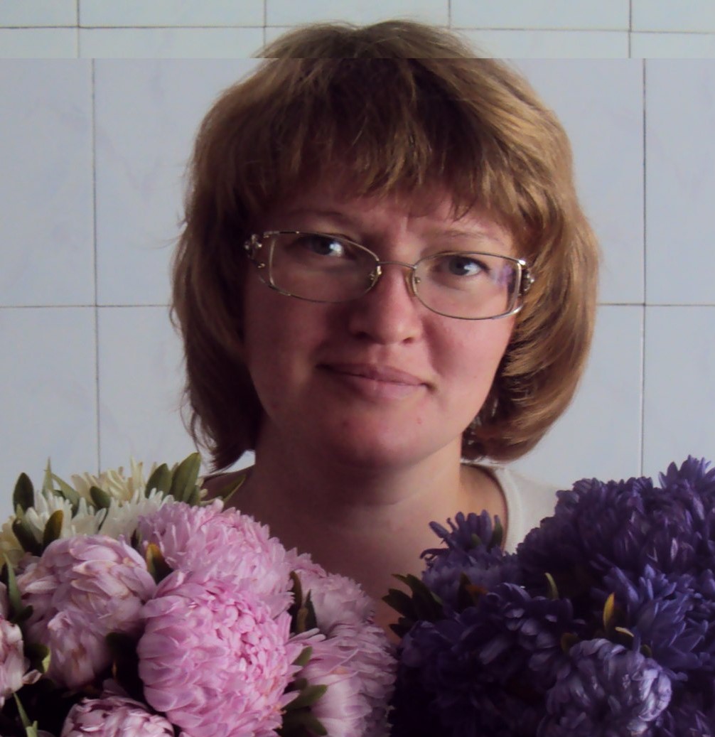 Смирнова Оксана Игоревна.